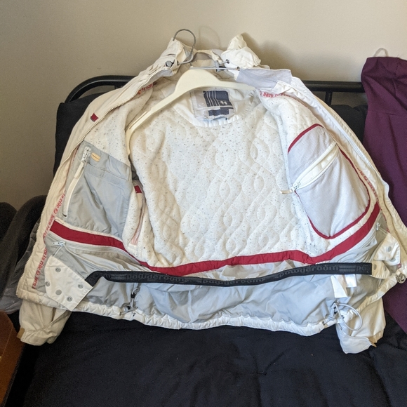 Winter jackets - Picture 2 of 8